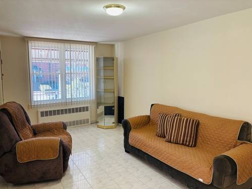 #5 photo, 61-27 69th Lane, কুইন্‌স Middle Village , NY 11379