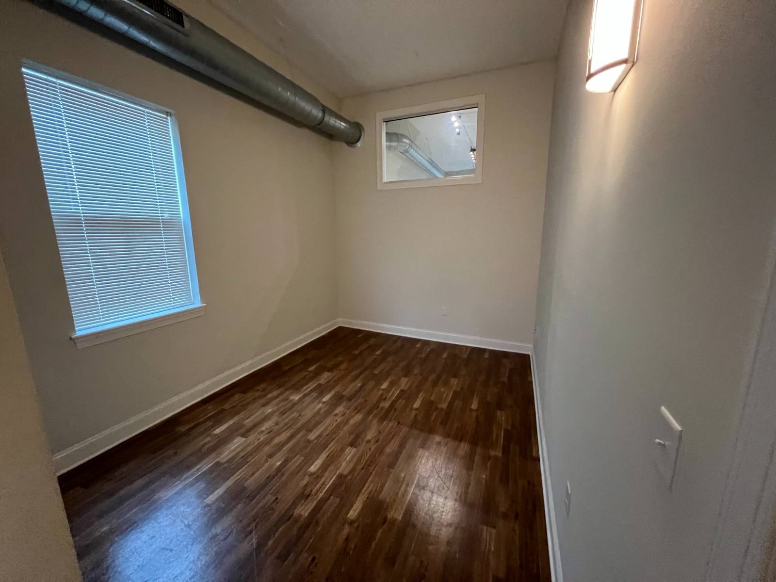 #14 photo, 733 Broadway, #209, Albany , NY 12207