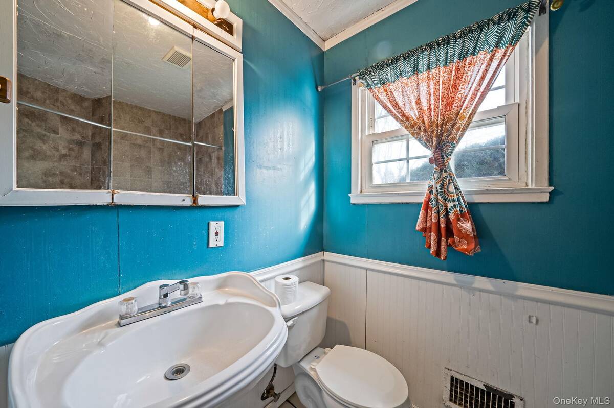 #14 photo, 741 Hamilton Avenue, সাফোক কাউন্টি Westhampton Beach , NY 11978