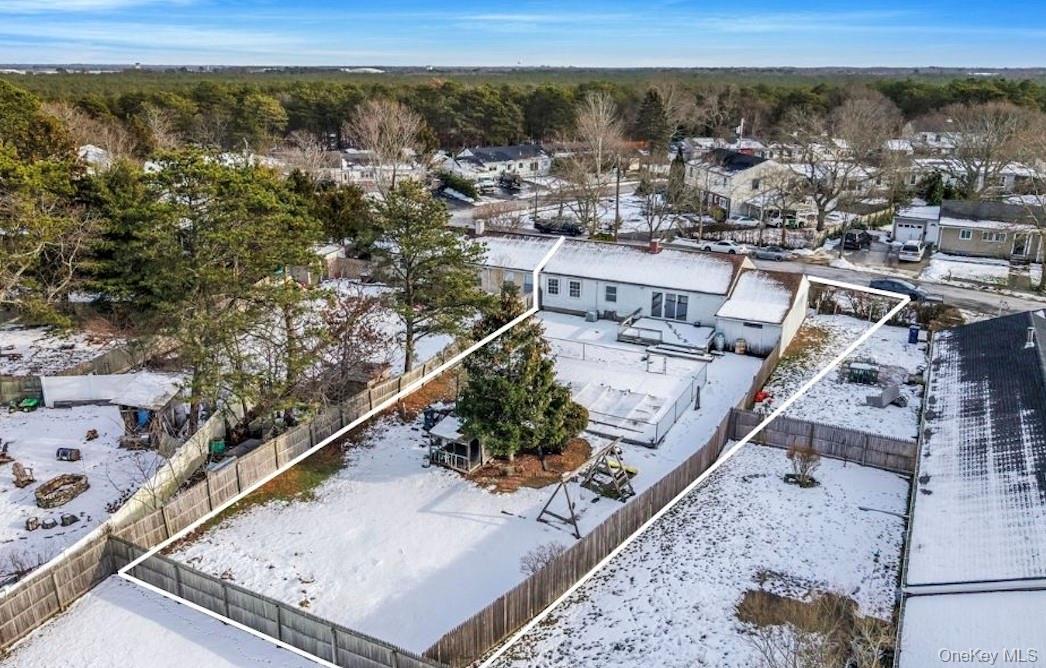 #26 photo, 741 Hamilton Avenue, সাফোক কাউন্টি Westhampton Beach , NY 11978