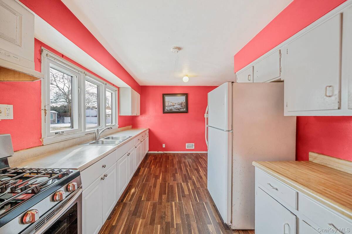 #7 photo, 741 Hamilton Avenue, সাফোক কাউন্টি Westhampton Beach , NY 11978