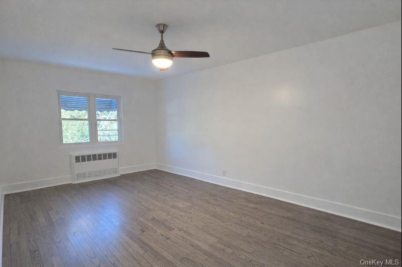 #12 photo, 7411 85th Drive, كوينز Woodhaven , NY 11421