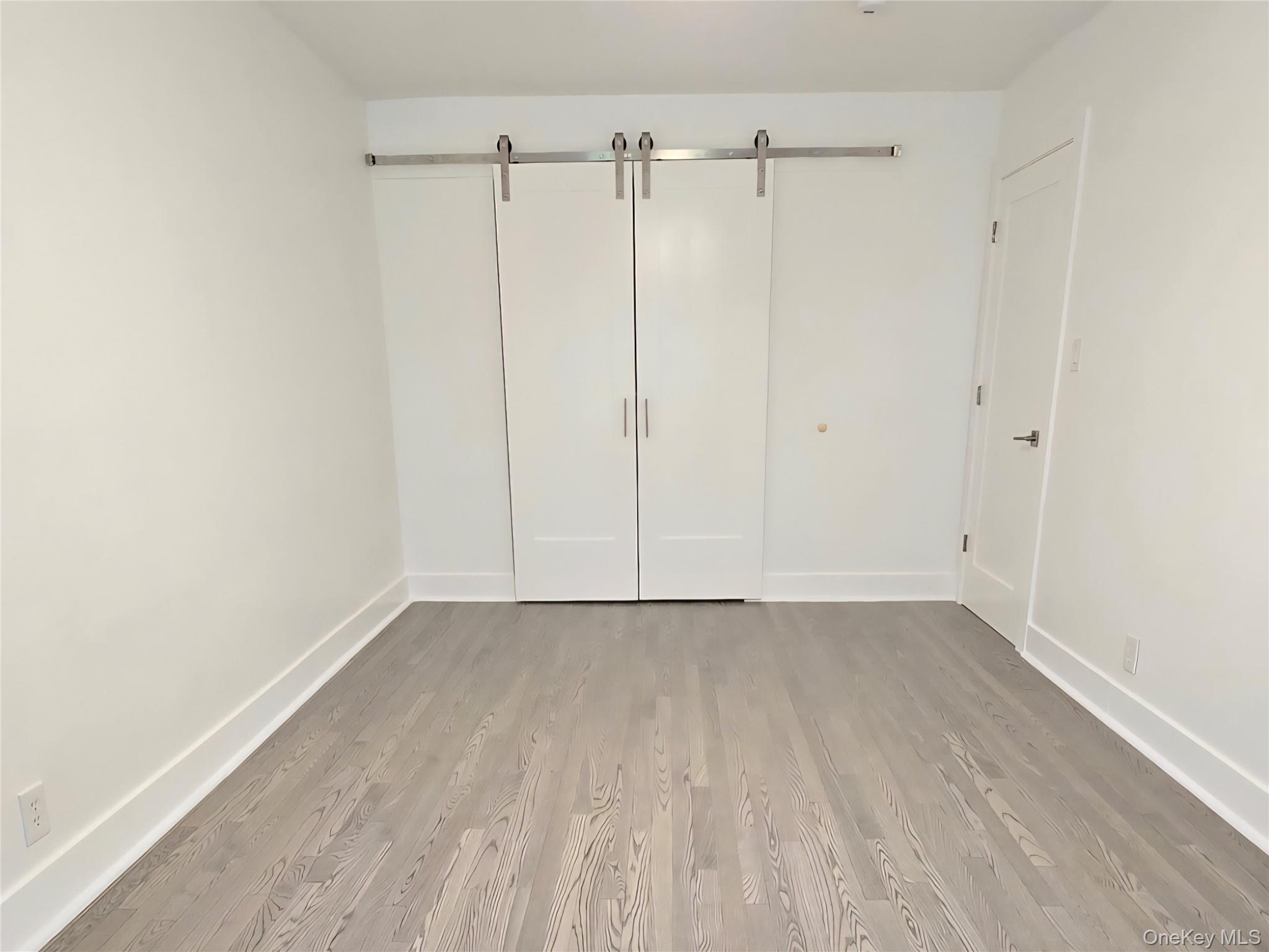 #14 photo, 7411 85th Drive, كوينز Woodhaven , NY 11421