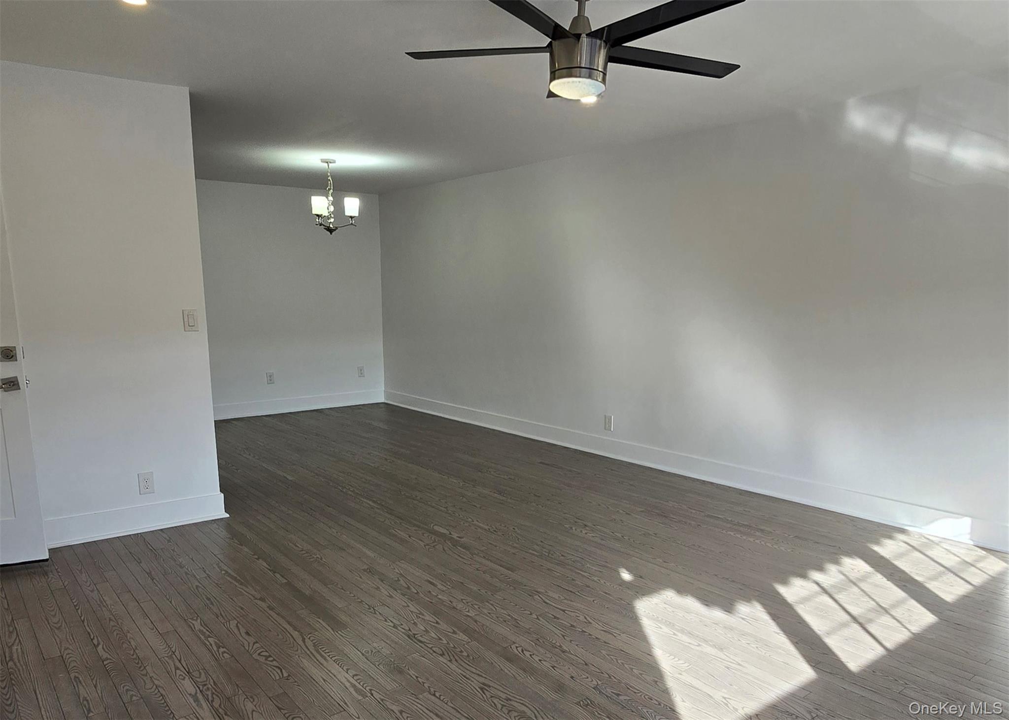 #5 photo, 7411 85th Drive, كوينز Woodhaven , NY 11421