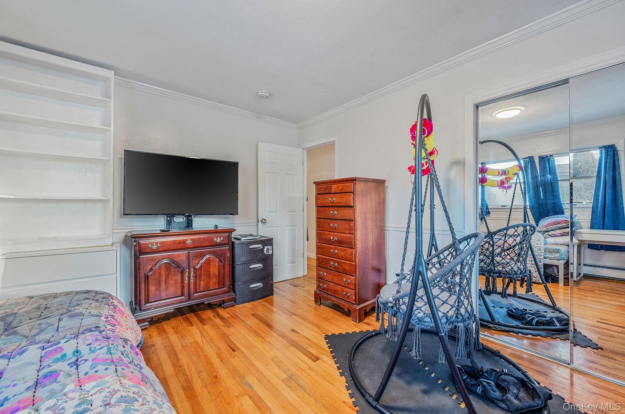 #20 photo, 15 Macon Street, 東長島 Lindenhurst , NY 11757