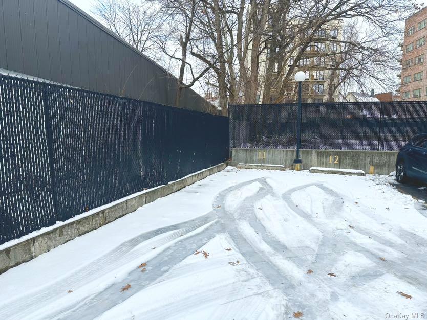 #16 photo, 143-41 84th Drive, कुईंस Briarwood , NY 11435