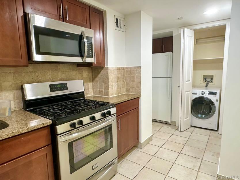 #8 photo, 143-41 84th Drive, कुईंस Briarwood , NY 11435