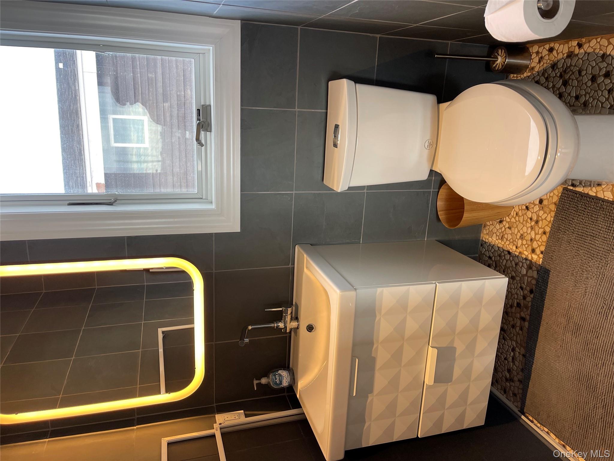 #20 photo, 7 Pond Point Road, सफ़ोक काउंटी Westhampton Beach , NY 11978