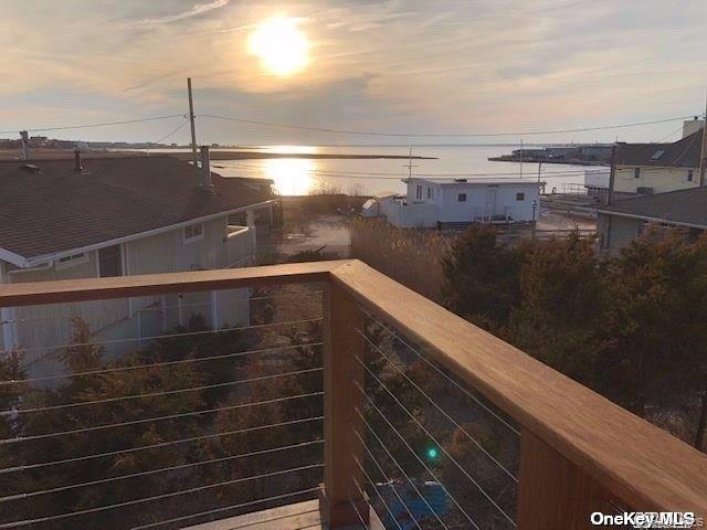 #3 photo, 7 Pond Point Road, सफ़ोक काउंटी Westhampton Beach , NY 11978