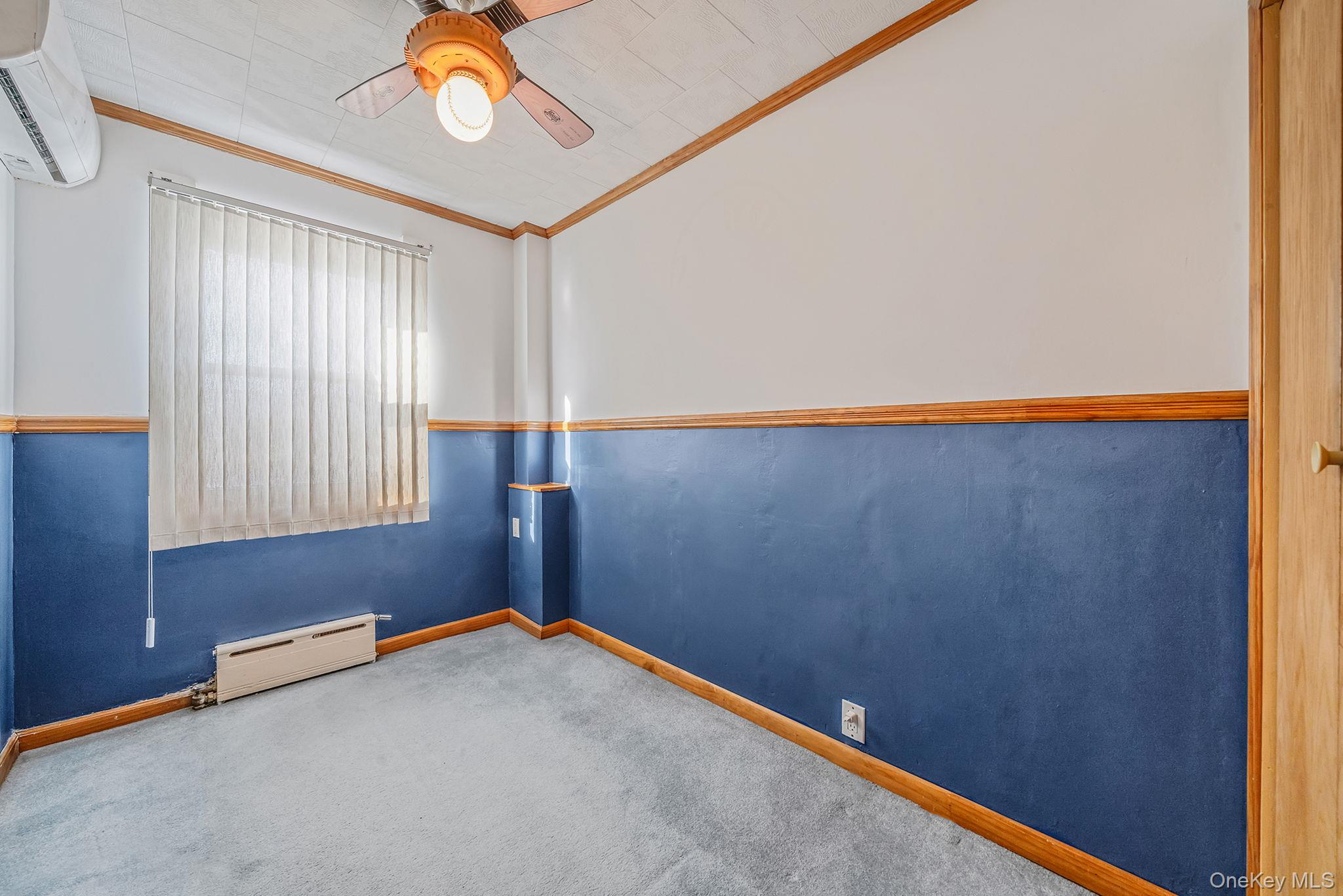 #18 photo, 6051 71st Street, কুইন্‌স Maspeth , NY 11378