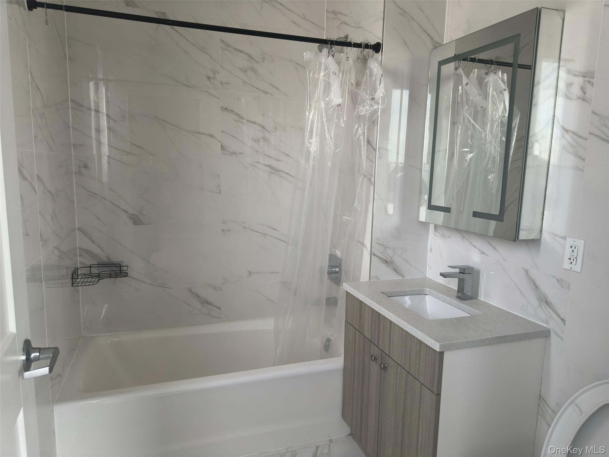 #8 photo, 88-08 Justice Avenue, 皇后区 Elmhurst , NY 11373