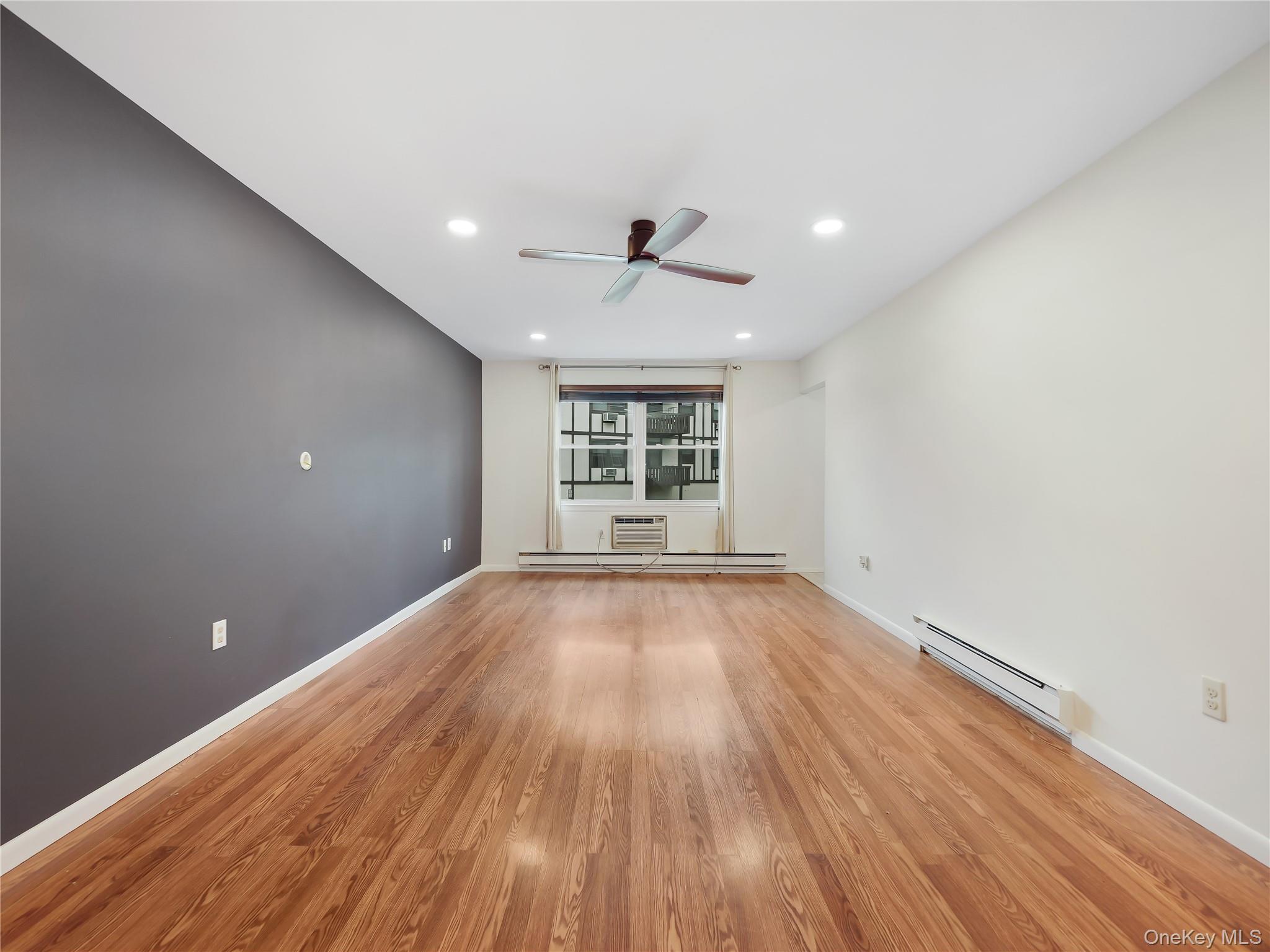 #13 photo, 327 Sierra Vista Lane, 纽约州 Valley Cottage , NY 10989