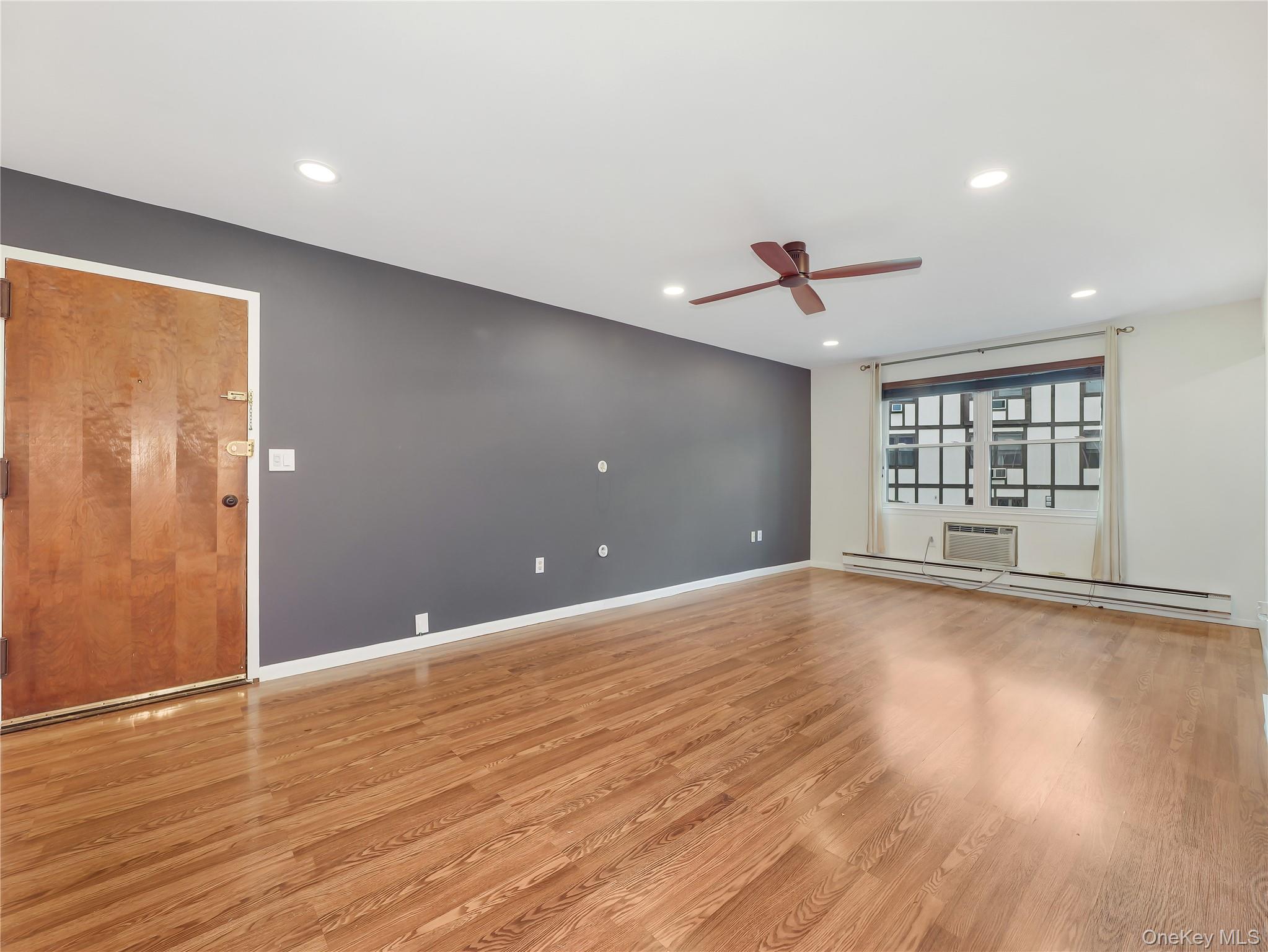 #14 photo, 327 Sierra Vista Lane, 纽约州 Valley Cottage , NY 10989