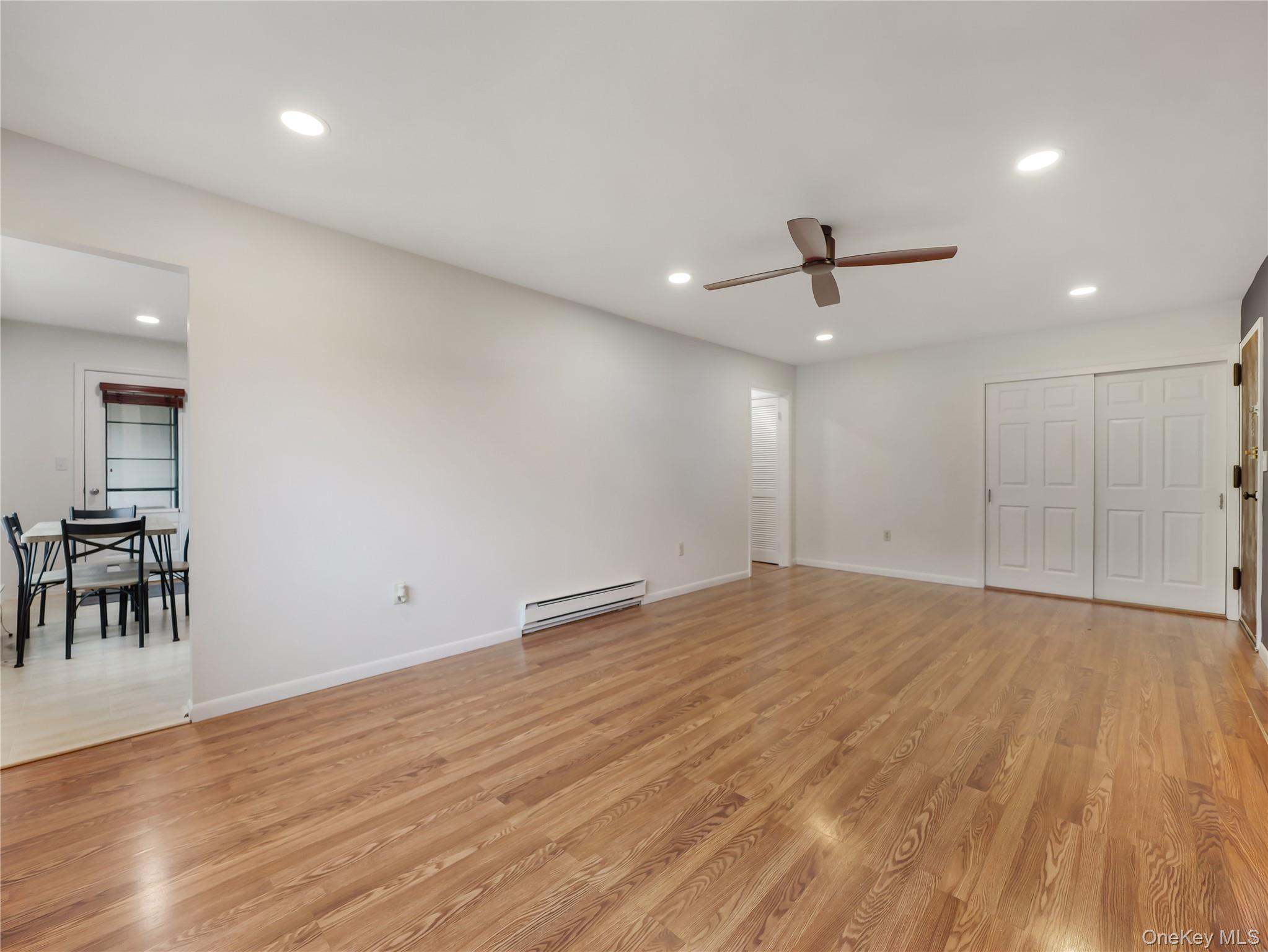 #15 photo, 327 Sierra Vista Lane, 纽约州 Valley Cottage , NY 10989