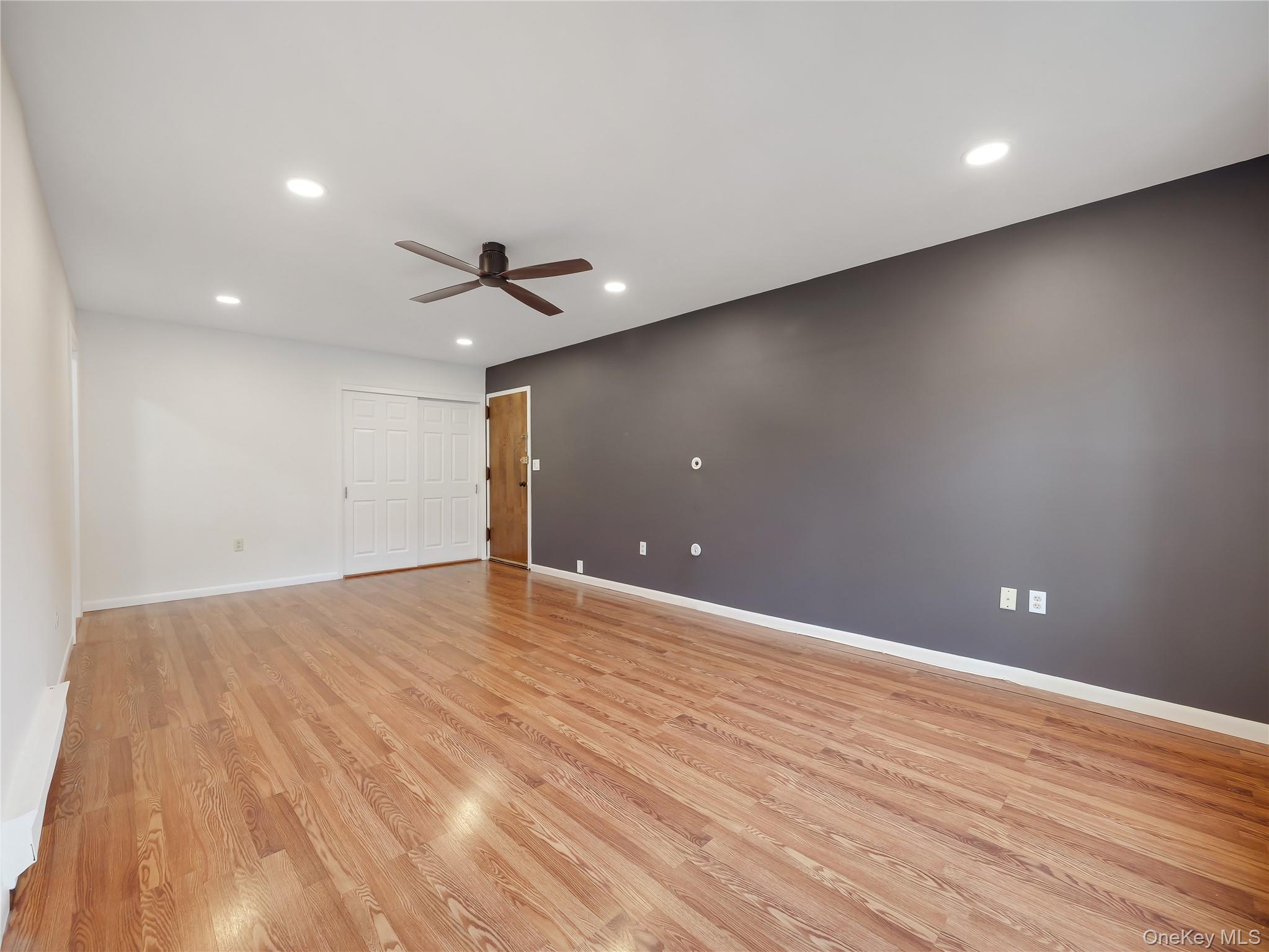 #16 photo, 327 Sierra Vista Lane, 纽约州 Valley Cottage , NY 10989