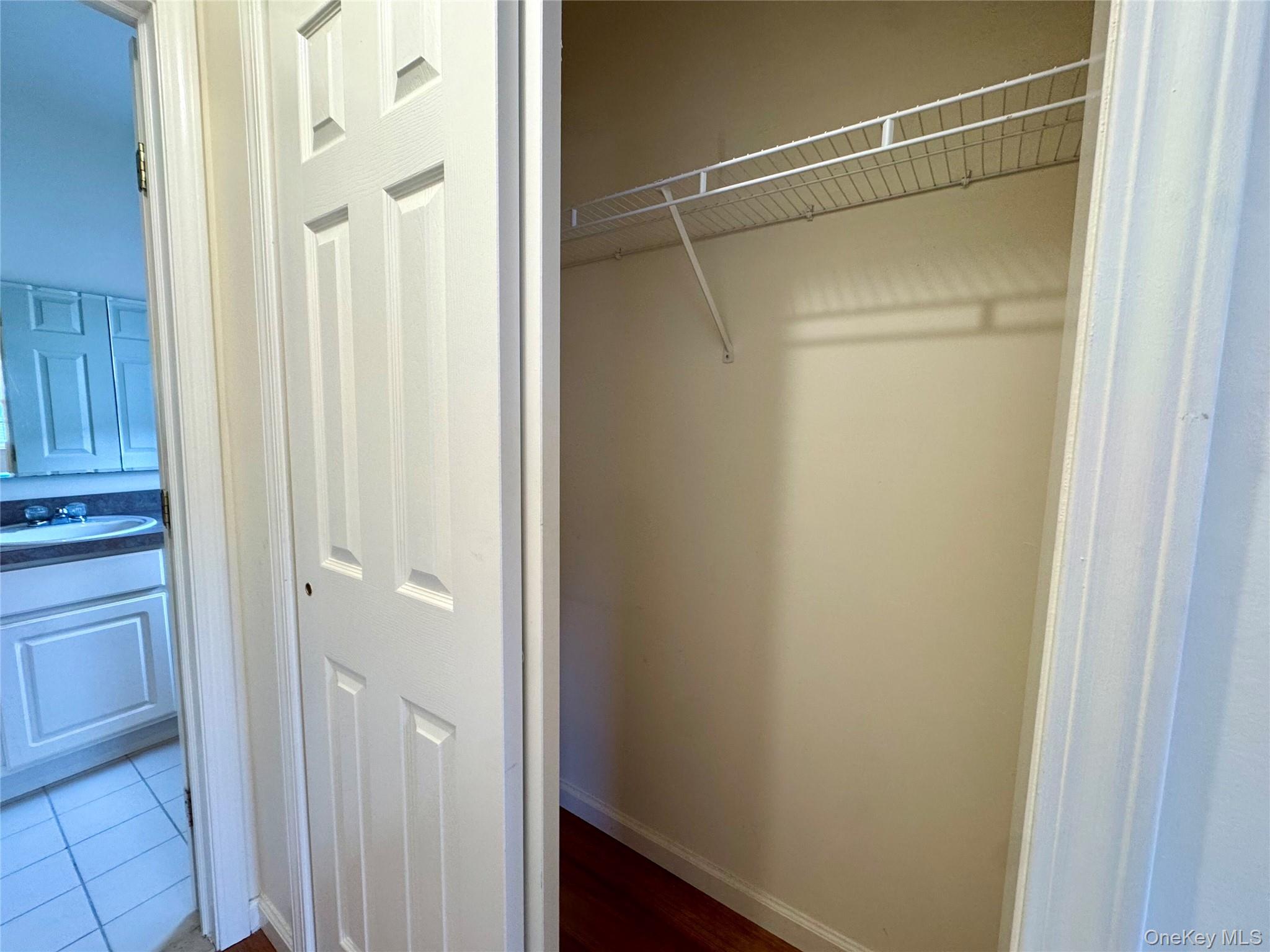 #12 photo, 104 Aerie Way, 롱 아일랜드 East Quogue , NY 11942