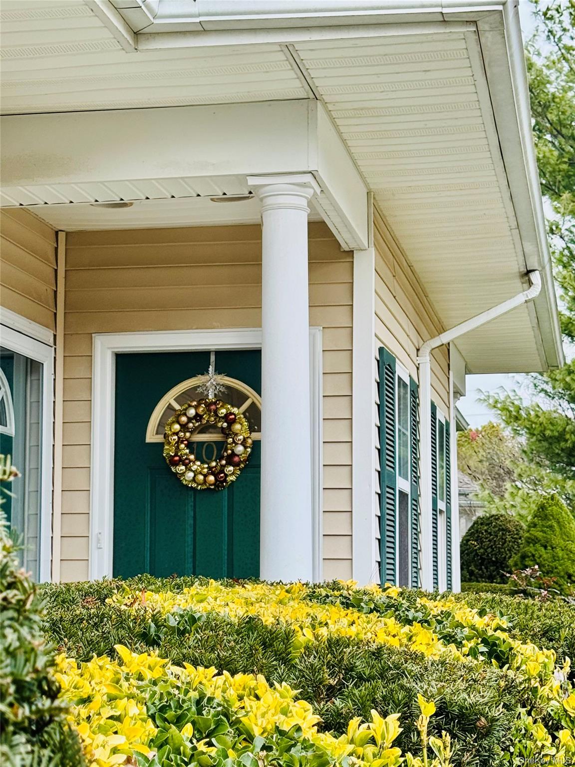 #2 photo, 104 Aerie Way, 롱 아일랜드 East Quogue , NY 11942