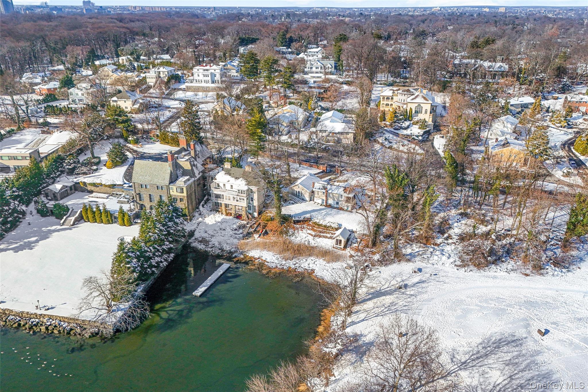 #1 photo, 50 Shore Road, 紐約州 Pelham , NY 10803