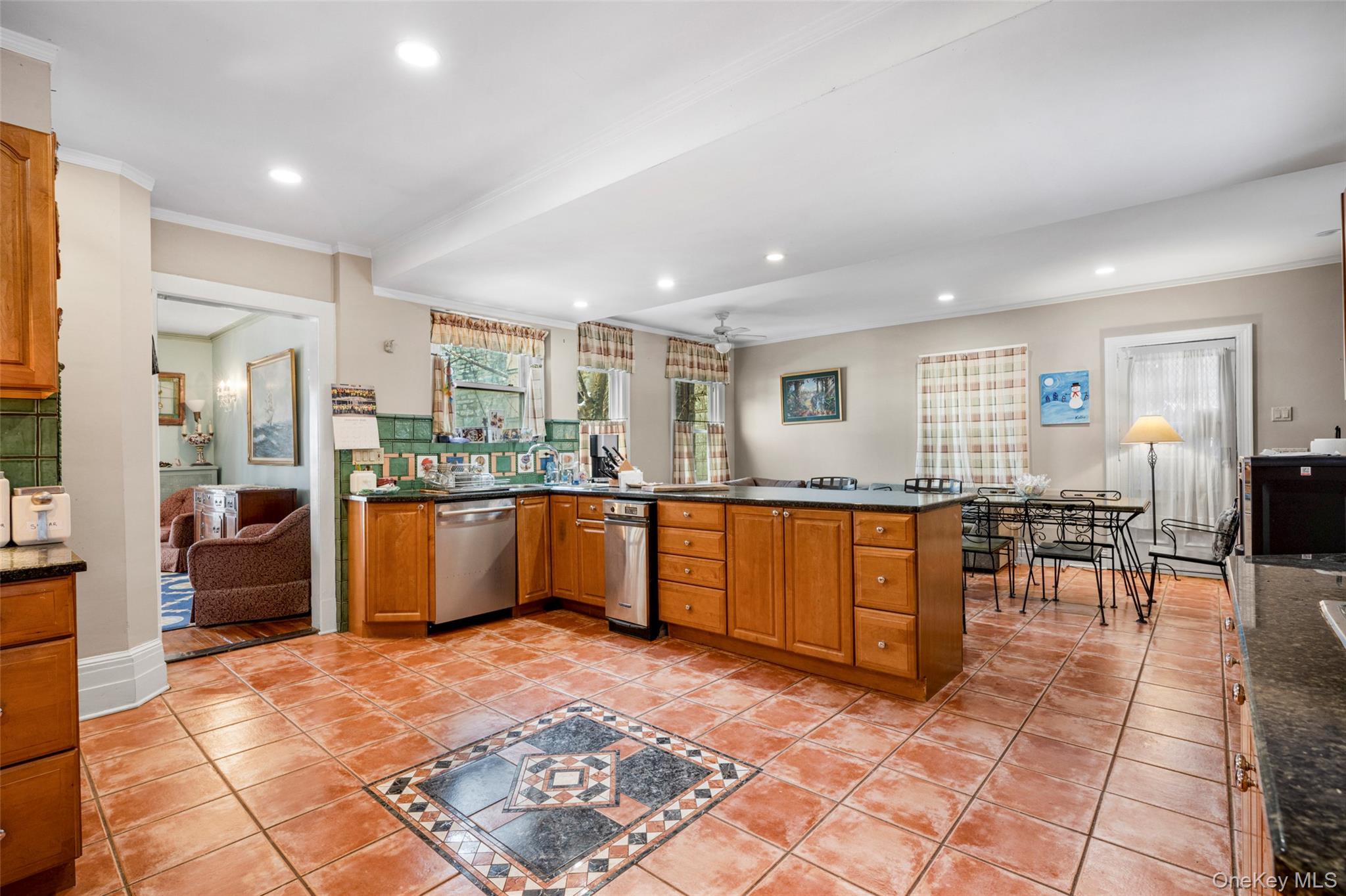 #16 photo, 50 Shore Road, 紐約州 Pelham , NY 10803