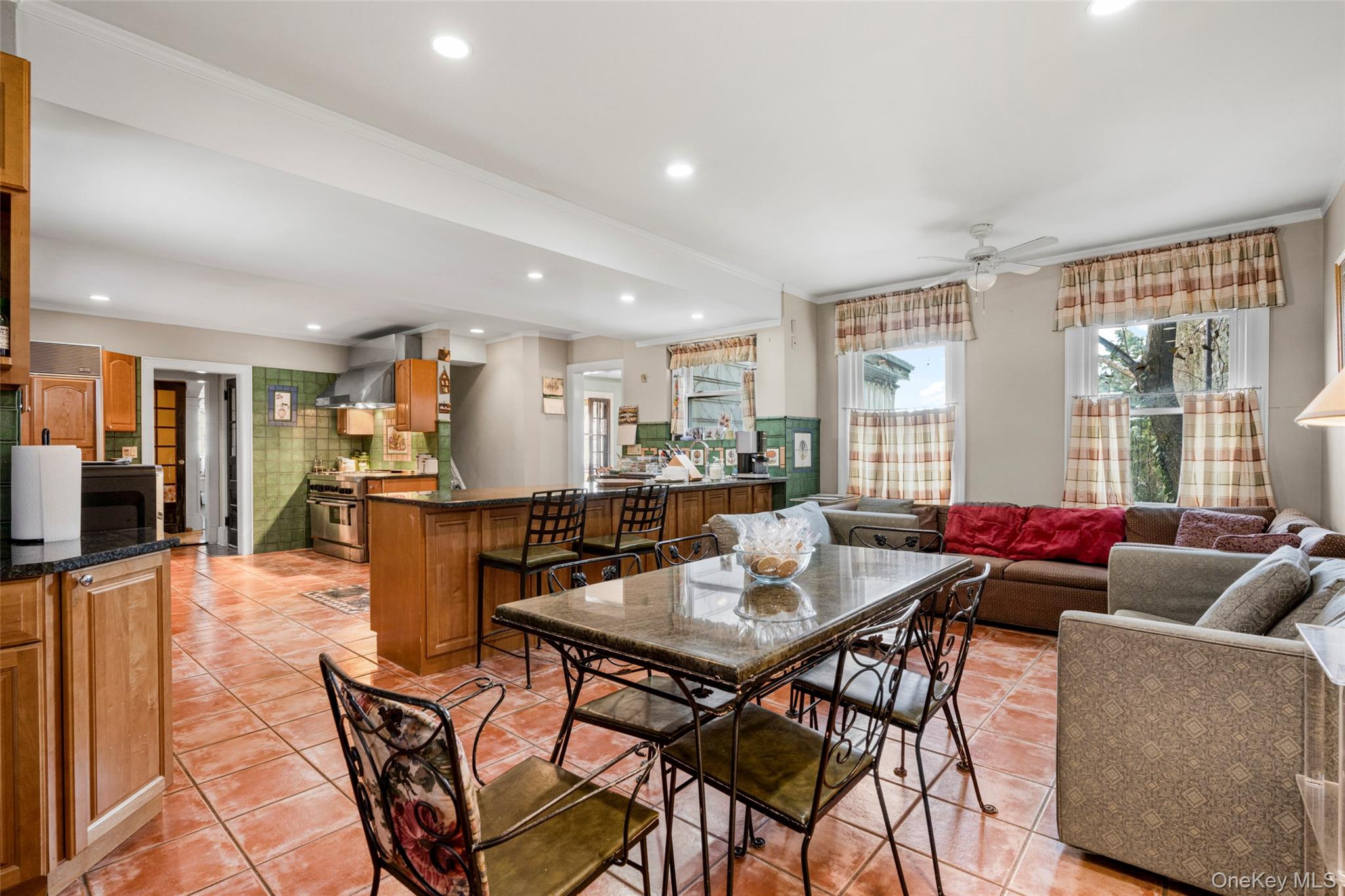 #17 photo, 50 Shore Road, 紐約州 Pelham , NY 10803