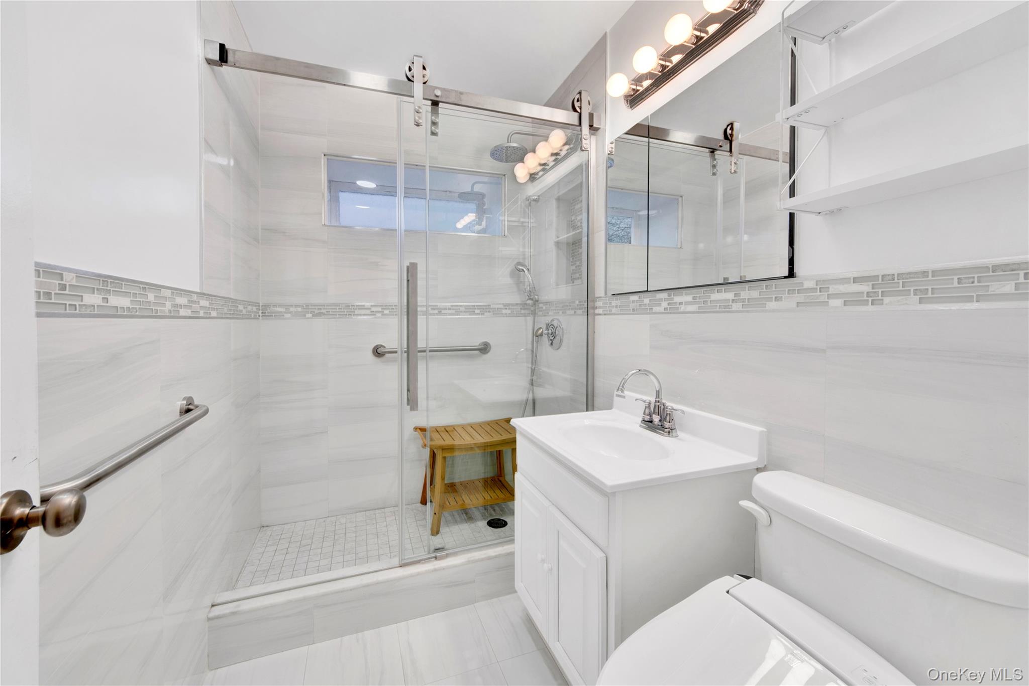 #18 photo, 1523 Central Park ave, Yonkers , NY 10710