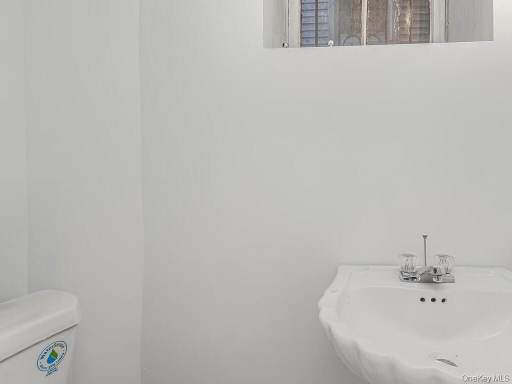 #20 photo, 332 Tecumseh Avenue, Mount Vernon , NY 10553