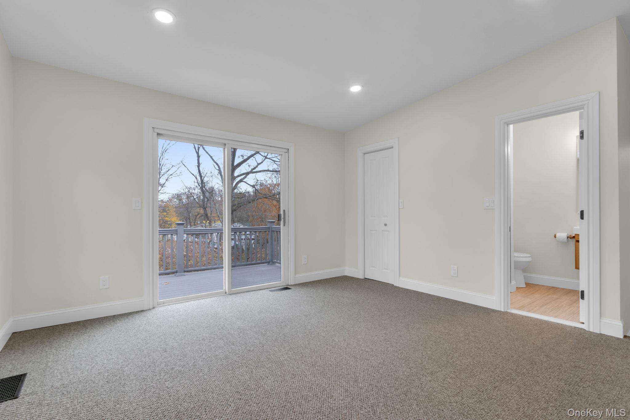 #15 photo, 21 Reading Road, 纽约州 Patterson , NY 12563