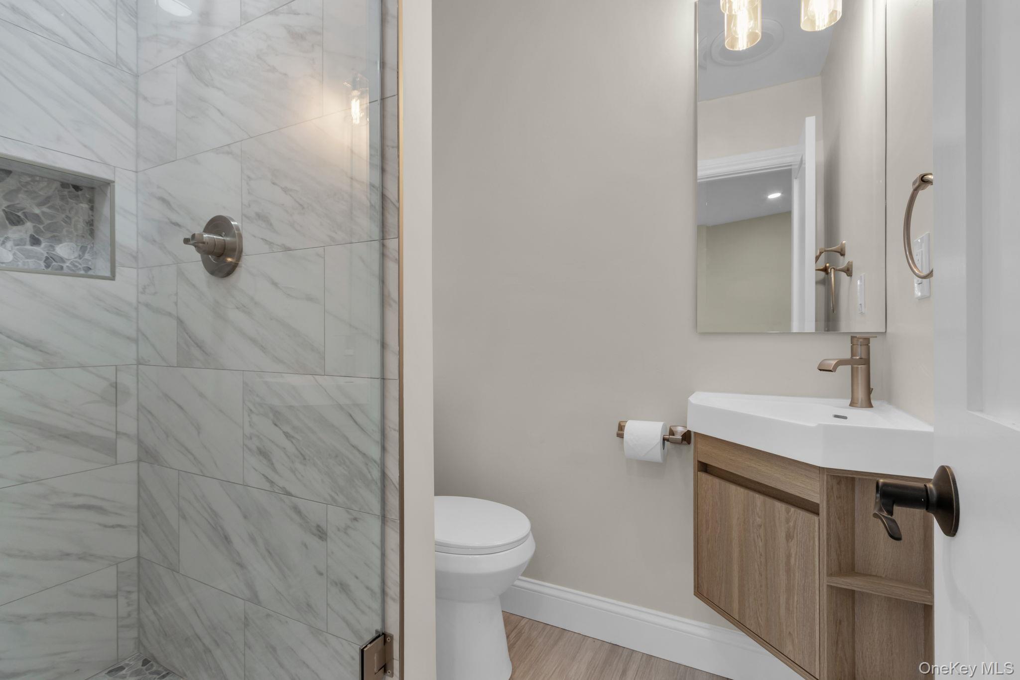 #17 photo, 21 Reading Road, 纽约州 Patterson , NY 12563