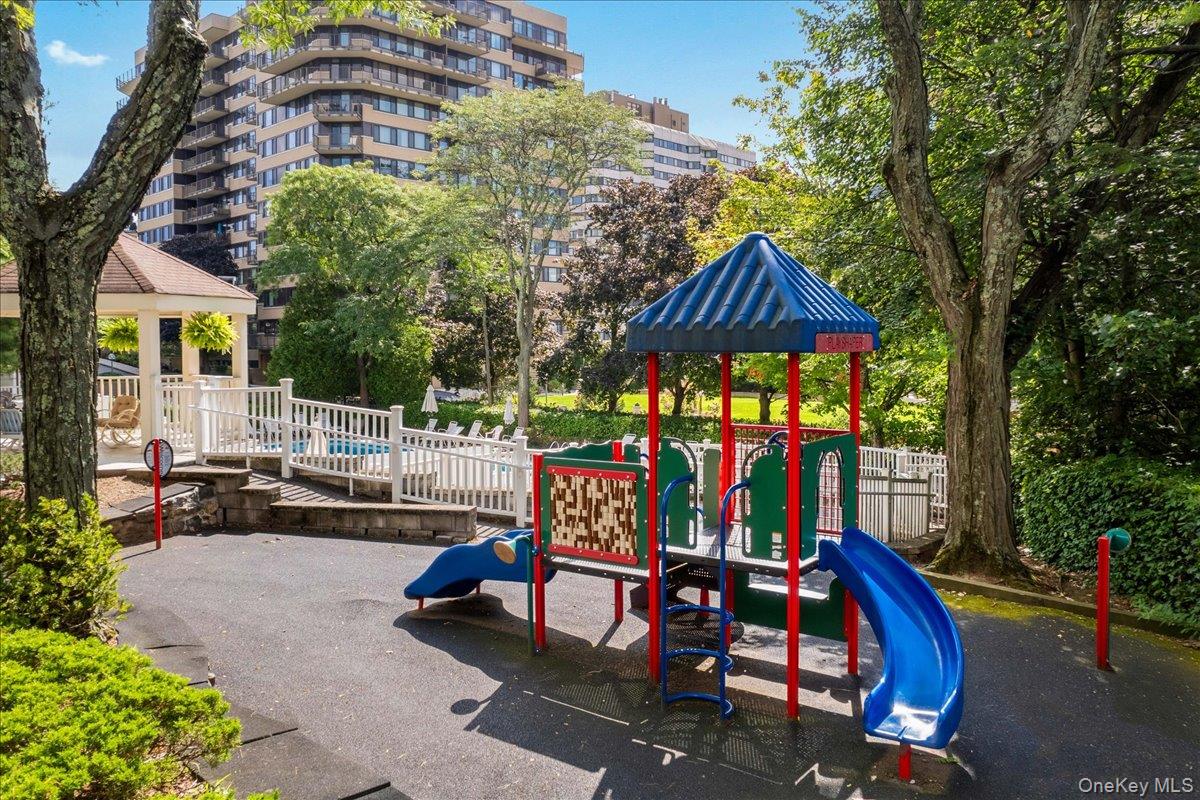 #15 photo, 26 Hillside Terrace, White Plains , NY 10601