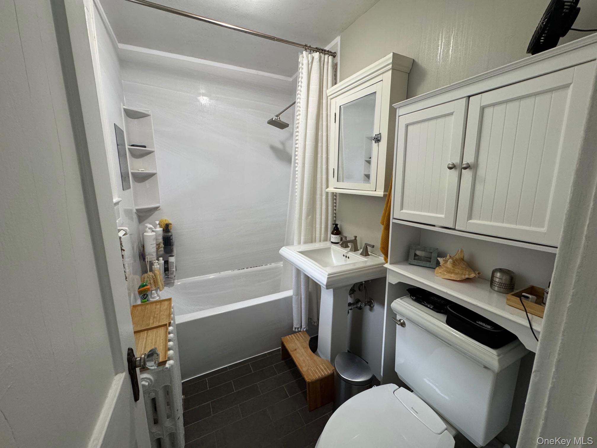 #16 photo, 86 E Sunnyside Lane, 纽约州 Irvington , NY 10533