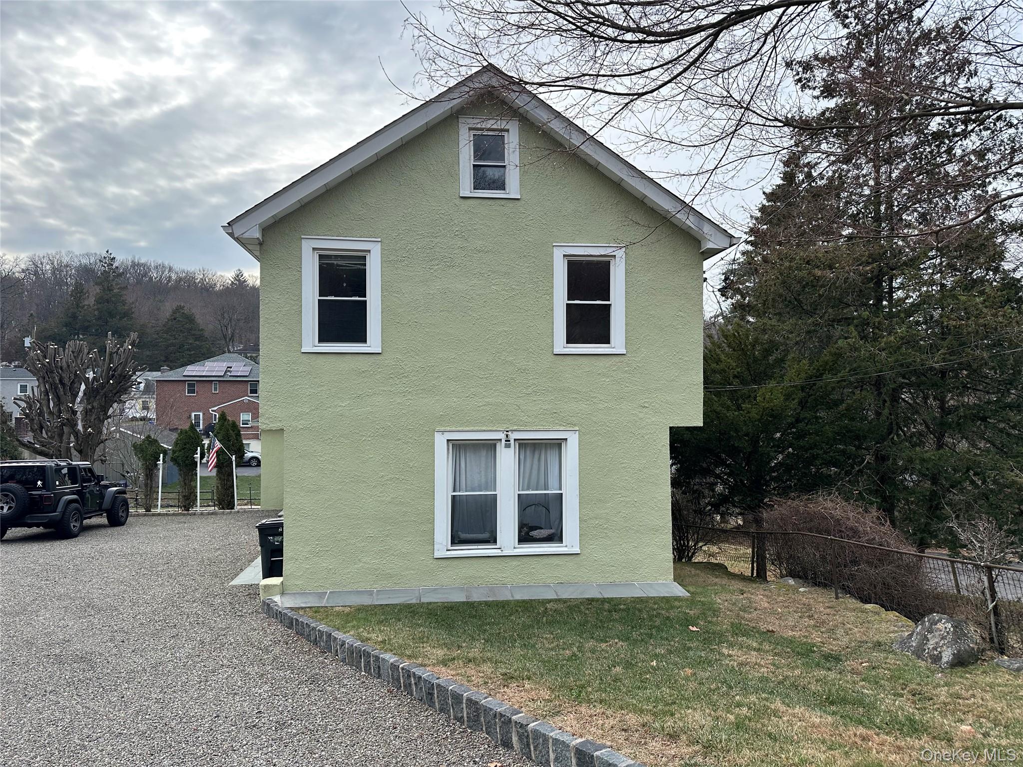 #3 photo, 86 E Sunnyside Lane, 纽约州 Irvington , NY 10533