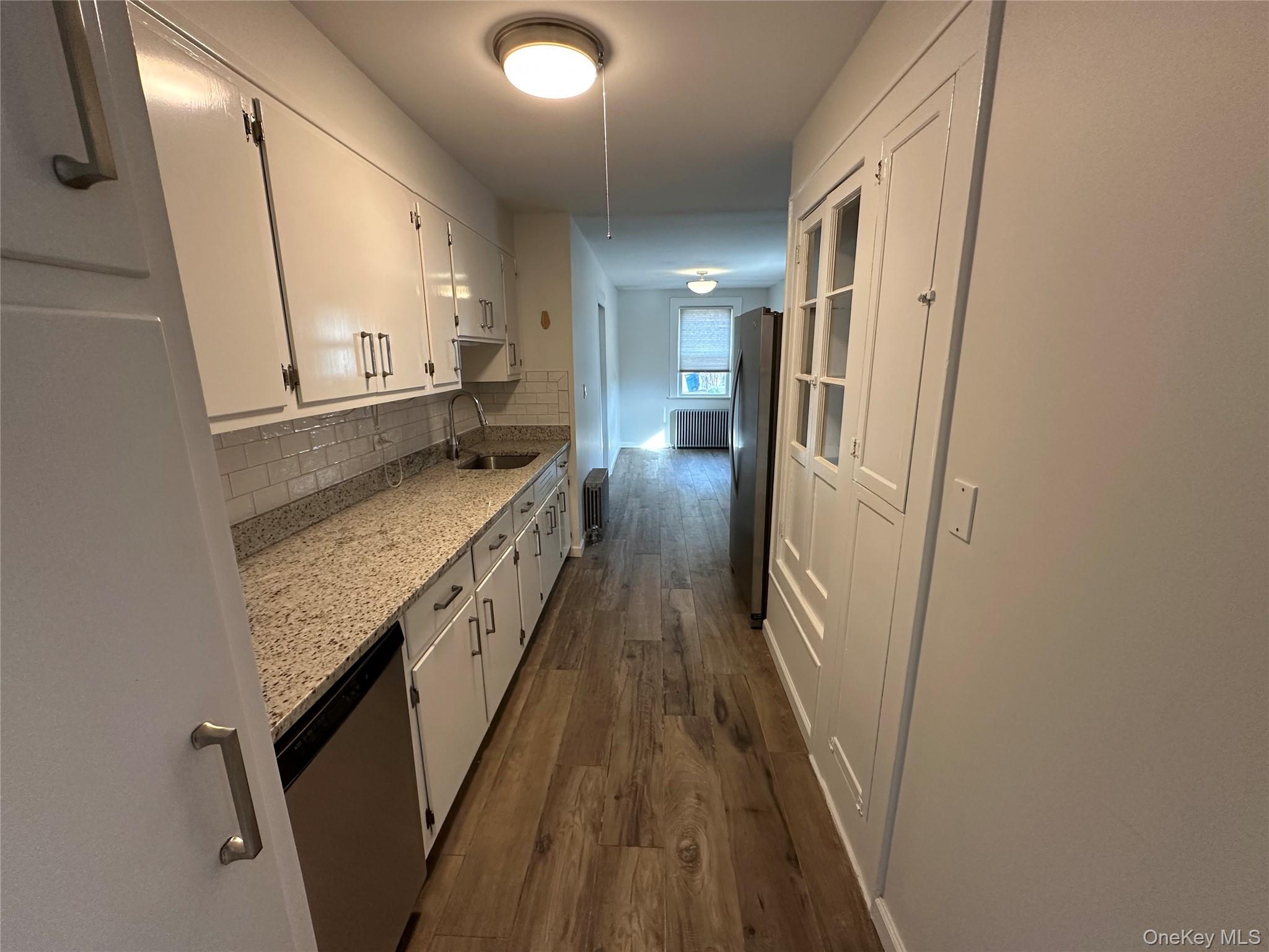 #3 photo, 86 E E. Sunnyside, Irvington , NY 10533