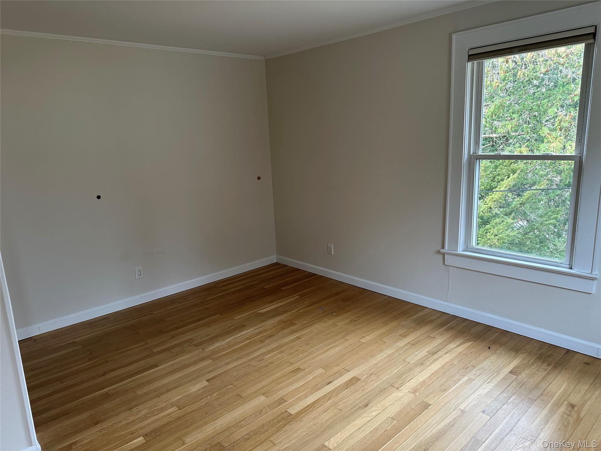 #8 photo, 86 E E. Sunnyside, Irvington , NY 10533