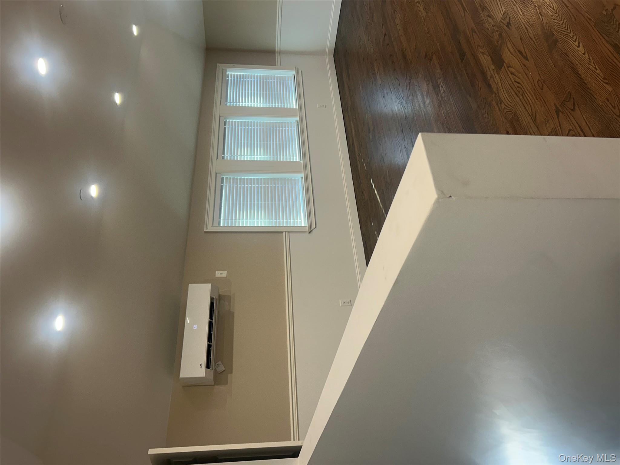 #3 photo, 147-24 224 street 224 st, Springfield Gardens , NY 11413