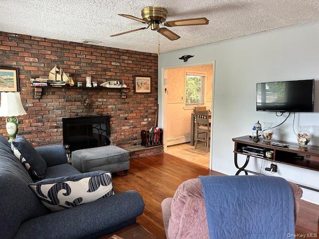 #11 photo, 4 Oakhurst Road, Hampton Bays , NY 11946