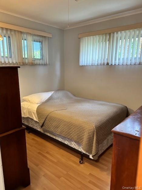 #5 photo, 4 Oakhurst Road, Hampton Bays , NY 11946