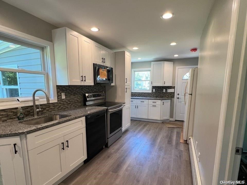 #3 photo, 253 E 17th Street, सफ़ोक काउंटी Huntington Station , NY 11746