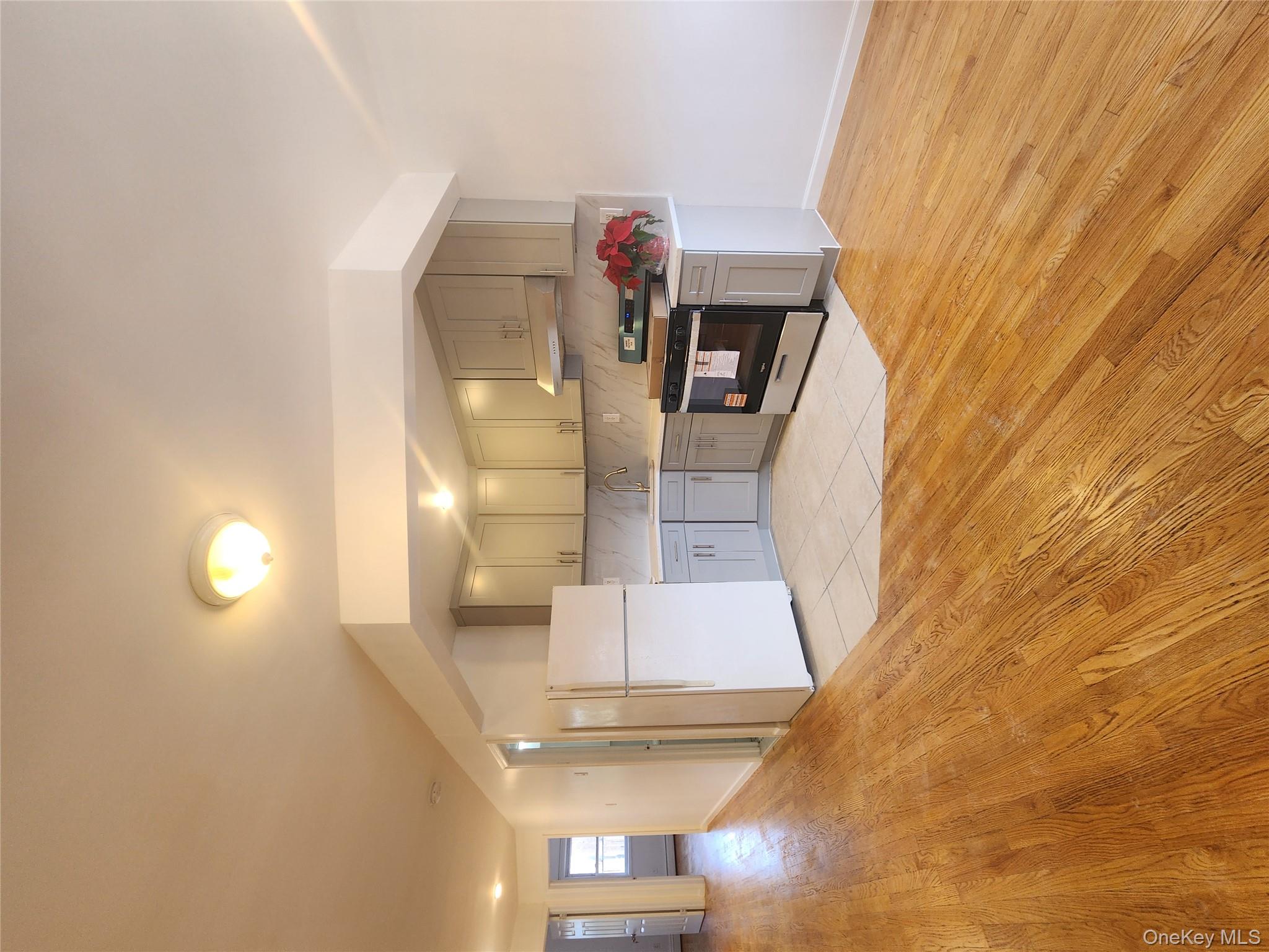 #2 photo, 6121 159th Street, 皇后區 新鮮草原 Fresh Meadows , NY 11365