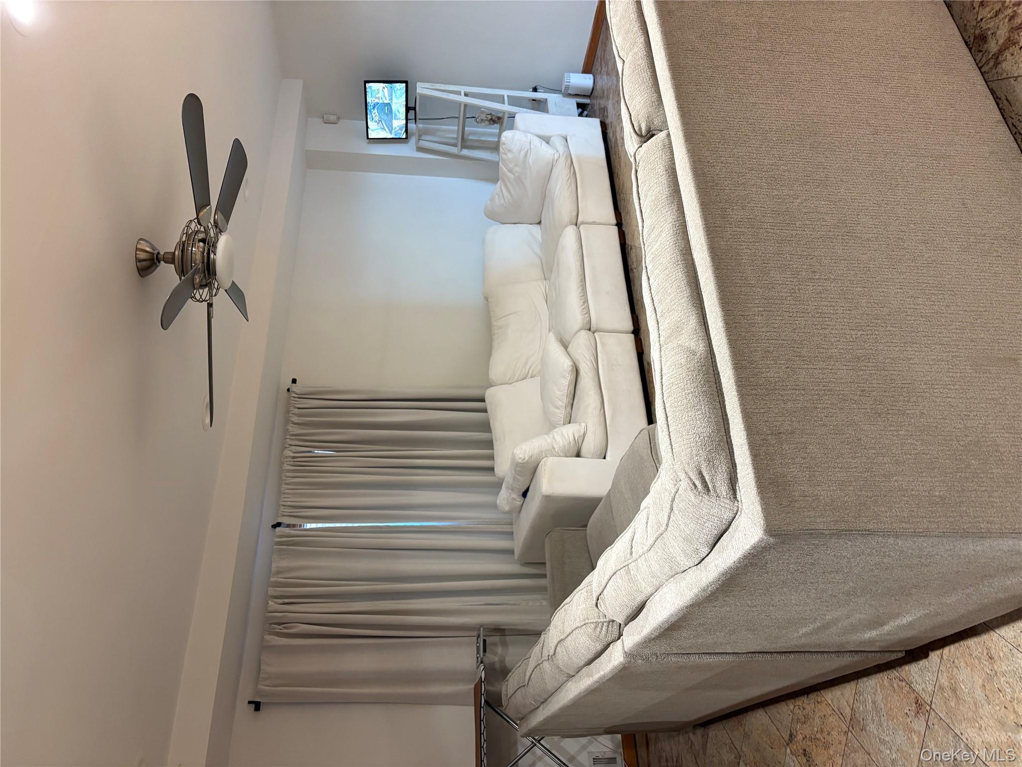 #5 photo, 258-05 83rd Avenue, Glen Oaks , NY 11004