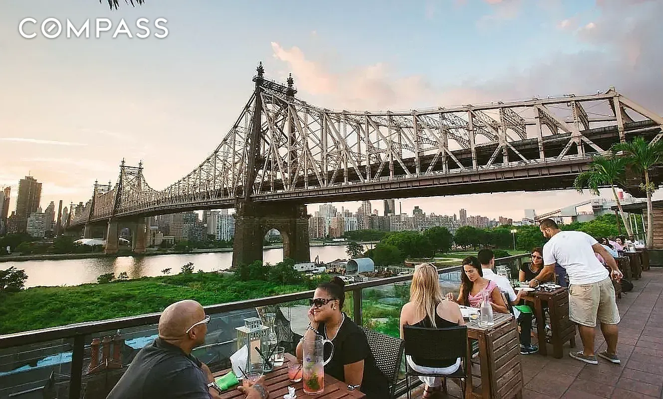 #12 photo, Long Island City, कुईंस Long Island City , NY 11101