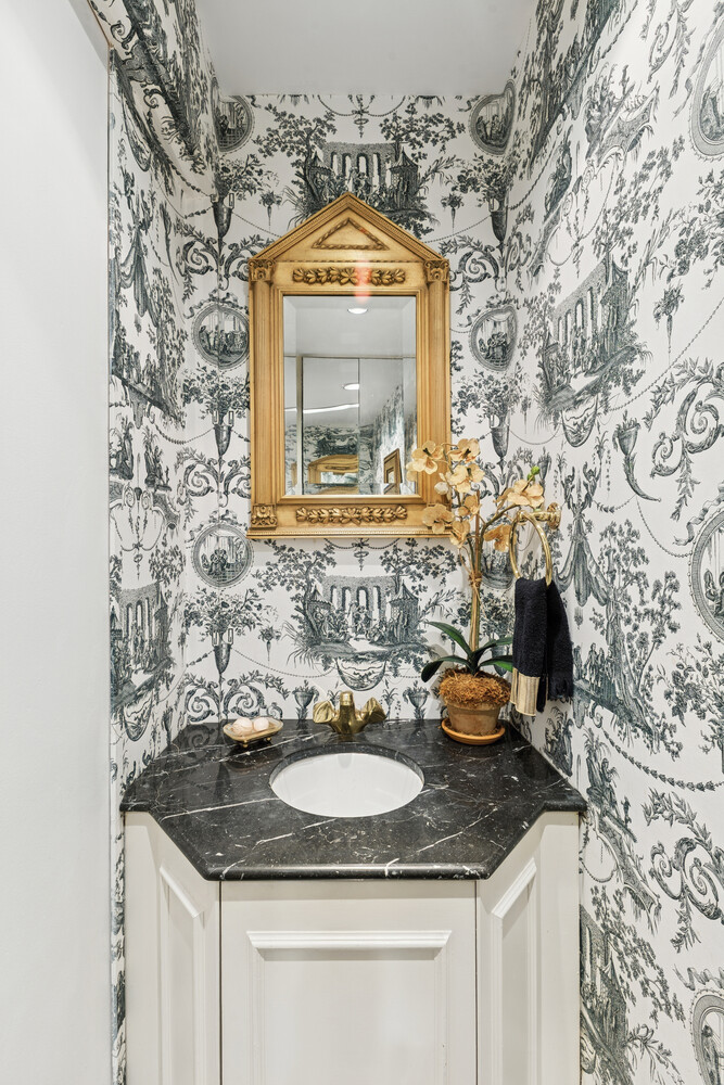 #7 photo, 30 E 62ND Street, 맨해튼 Lenox Hill , NY 10065