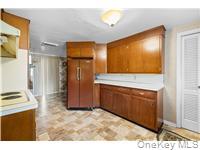 #13 photo, 9 Beech Street, 纽约州 Balmville , NY 12550