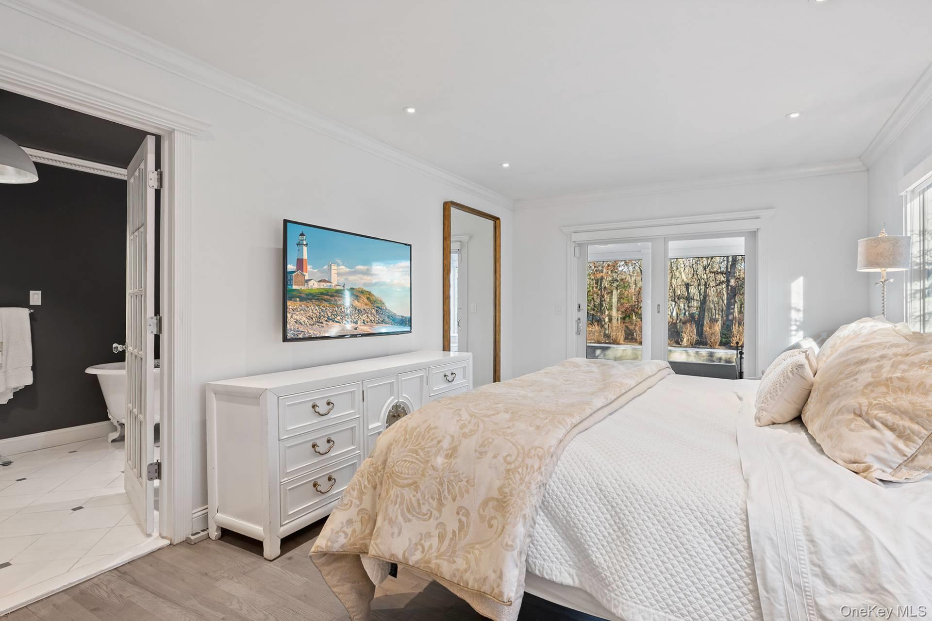 #18 photo, 1824 Majors Path, Southampton , NY 11968