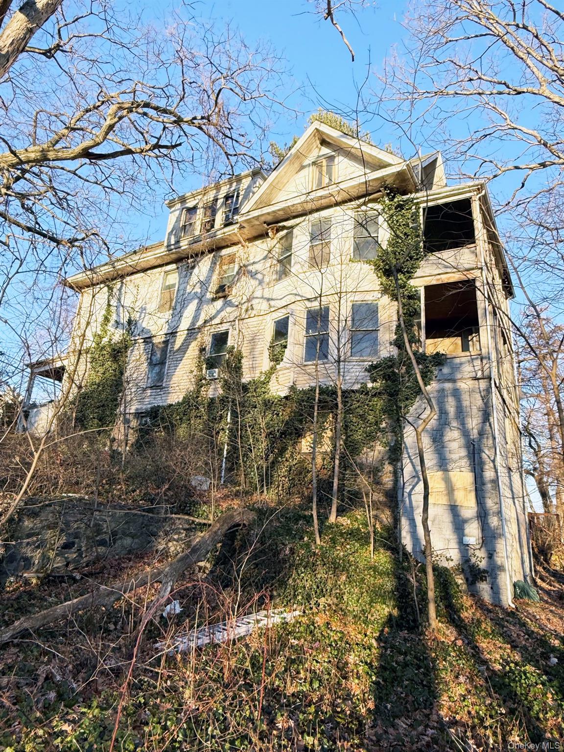 #4 photo, 6 aka 10 Rossmore Avenue, 布朗士 Bronxville , NY 10708