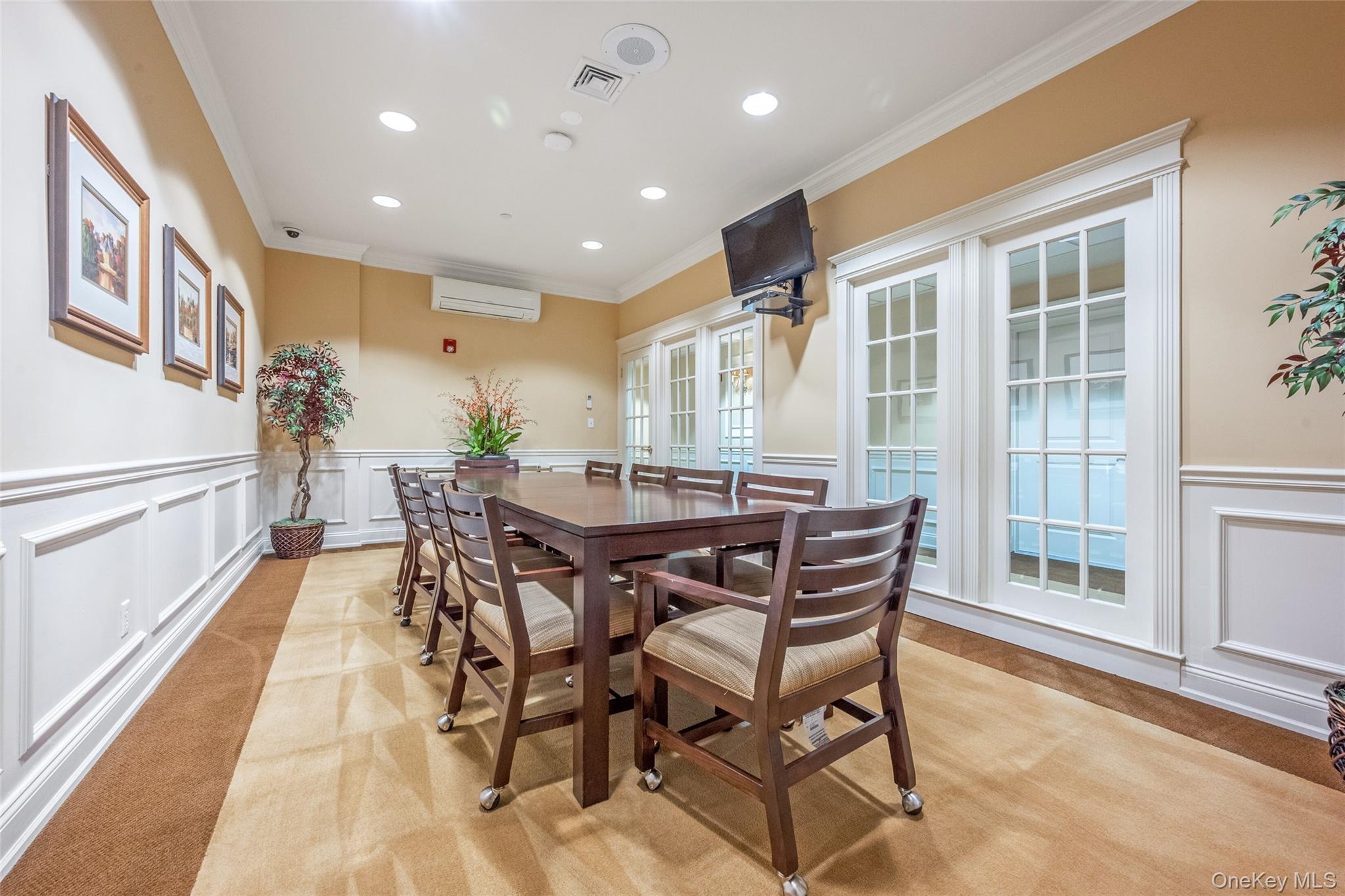 #20 photo, 410 Westchester Avenue, Port Chester , NY 10573