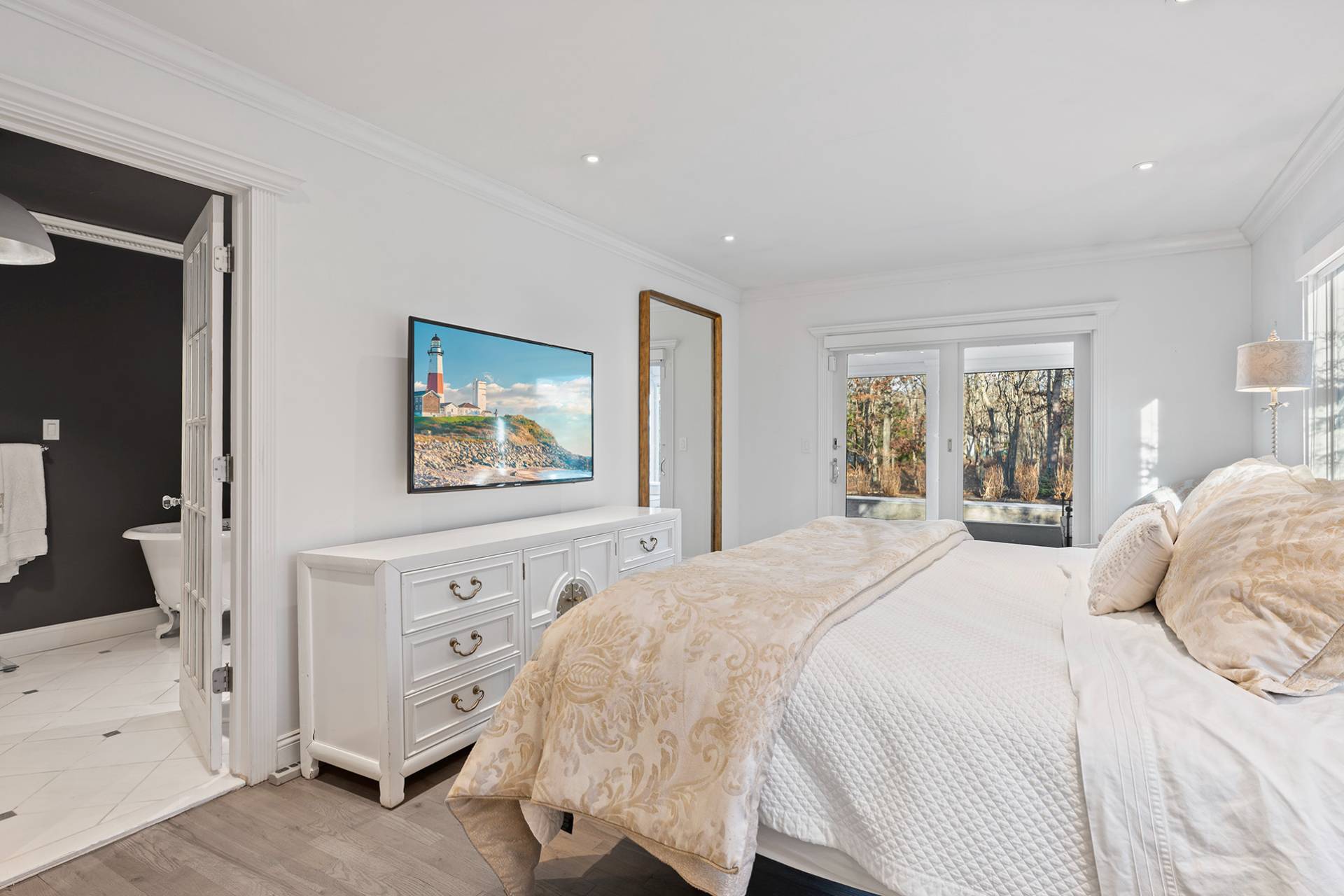 #18 photo, 1824  Majors Path, Southampton , NY 11968