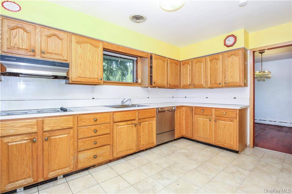 #3 photo, 26 Montrose Point Rd, Montrose , NY 10548