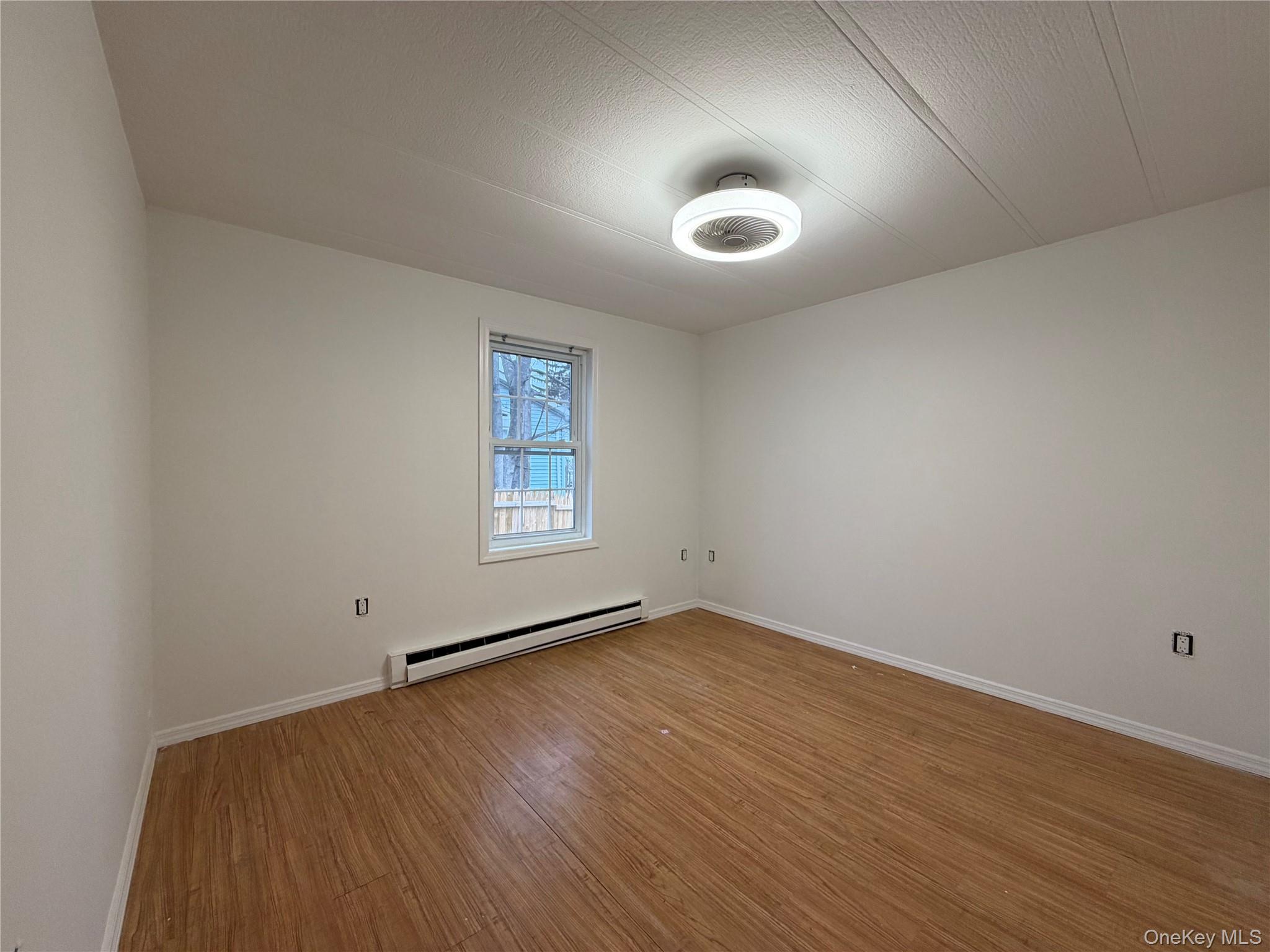 #5 photo, 101 Rosevale Avenue, سوفولك Ronkonkoma , NY 11779