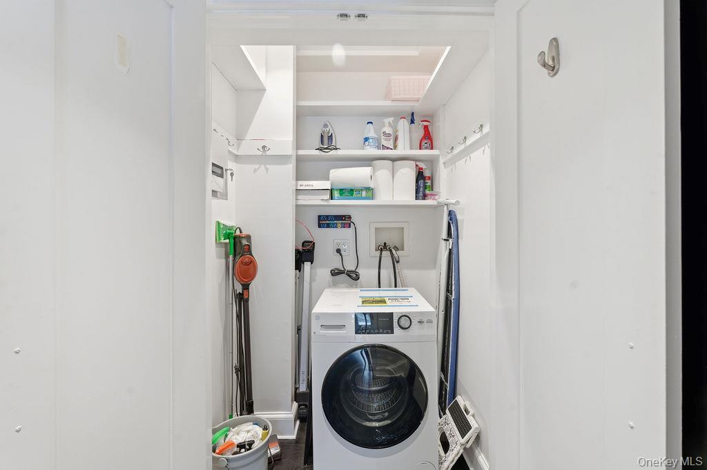 #11 photo, 26 Layton Avenue, Southampton , NY 11968