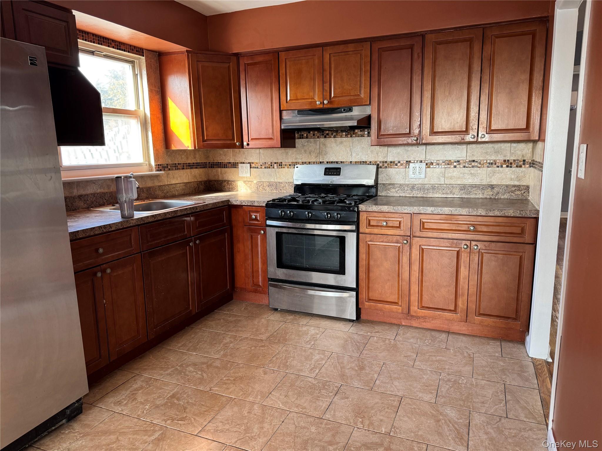 #2 photo, 74-09 85th Road, 皇后區 木港 Woodhaven , NY 11421